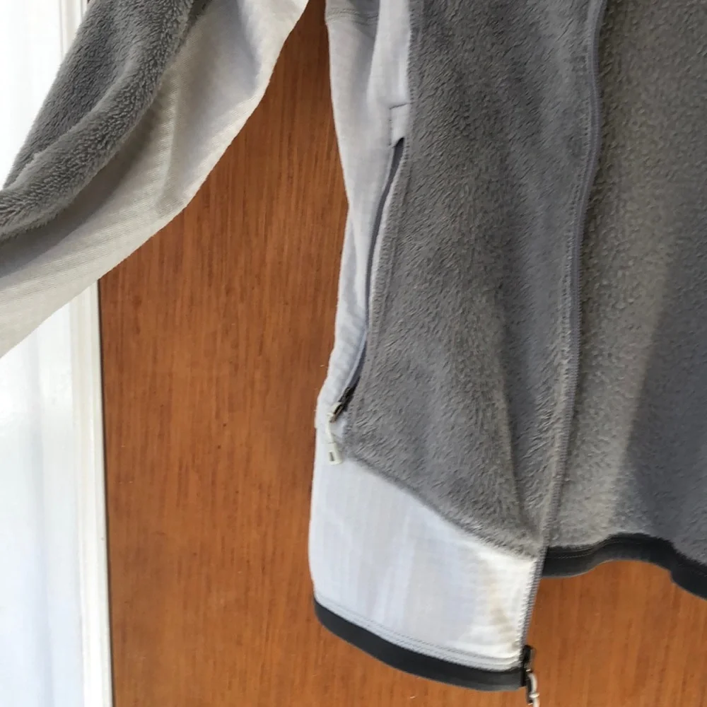 PATAGONIA R Fleece Jacket Size: Small - Picture 3 of 7